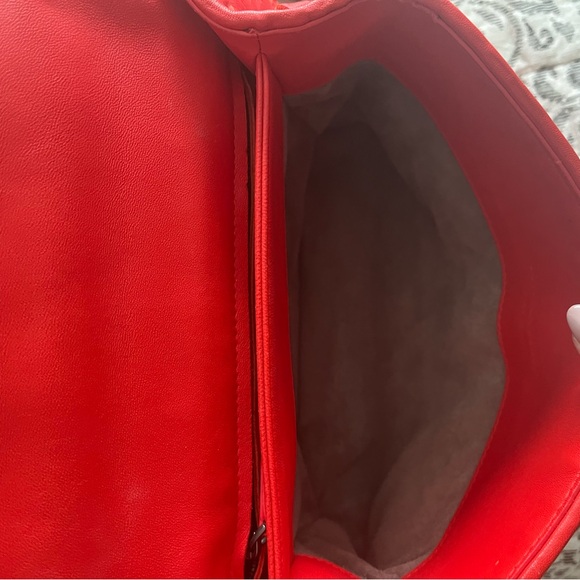 Bitters Vener’s Red Intrecciato Leather ‘Olimpia’ bag - Picture 5 of 8